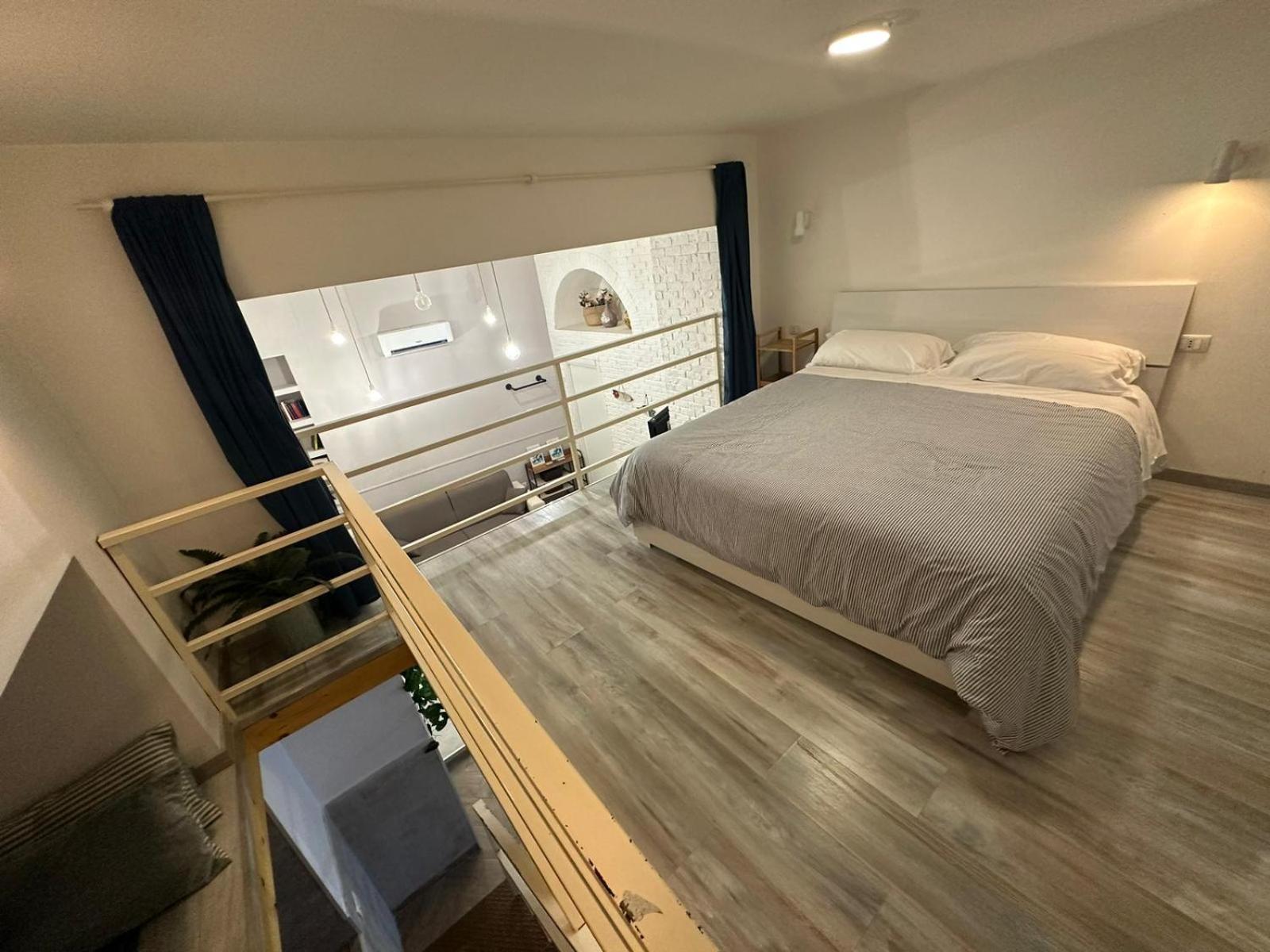 La Maisonette At Duomo Apartman Nápoly Kültér fotó