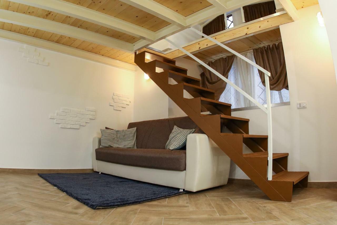 La Maisonette At Duomo Apartman Nápoly Kültér fotó
